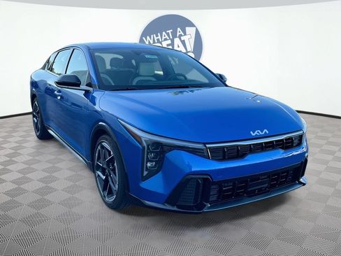 Certified 2026 Kia K4 GT-Line FWD image 3