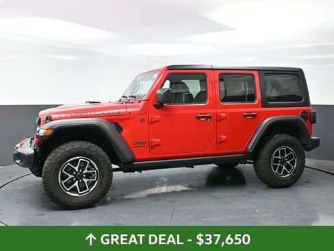 Used 2024 Jeep Wrangler Unlimited Rubicon AWD/4WD image 9