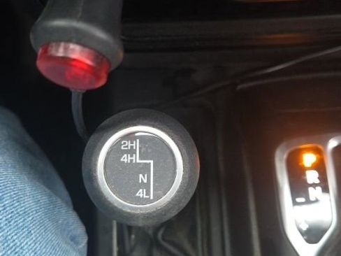 Used 2018 Jeep Wrangler Unlimited Sport S image 26