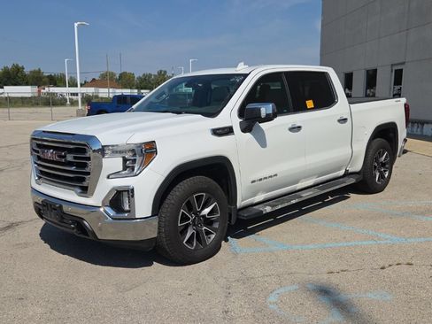 Used 2019 GMC Sierra 1500 SLT w/ SLT Premium Plus Package AWD/4WD image 3