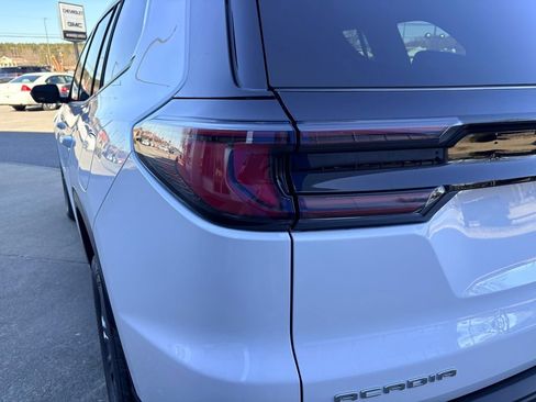 New 2026 GMC Acadia Elevation FWD image 8