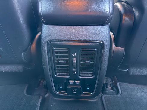 Used 2014 Dodge Durango Limited w/ Premium Group image 21