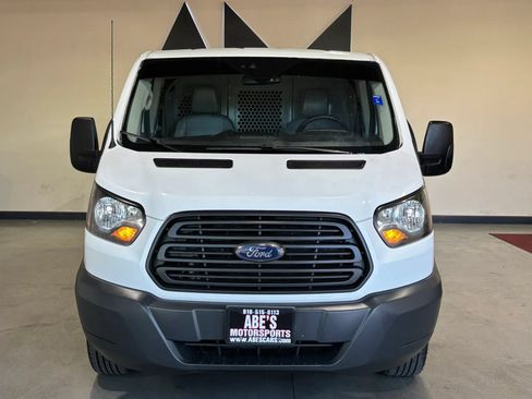 Used 2018 Ford Transit 250 130 Low Roof RWD image 3