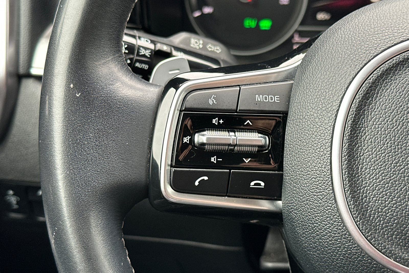 Used 2023 Kia Sorento EX AWD/4WD image 29
