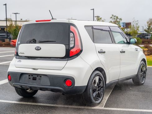 Used 2018 Kia Soul image 7