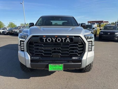 Used 2025 Toyota Tundra Limited AWD/4WD image 14