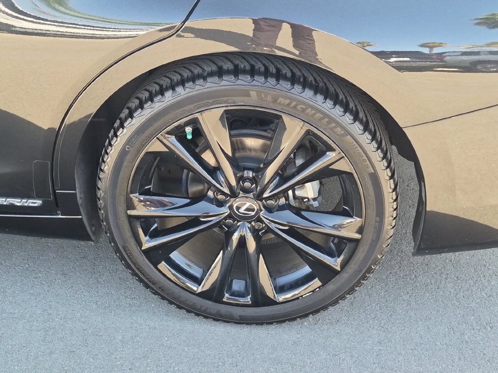 Used 2022 Lexus ES 300h F Sport w/ Accessory Package 2 FWD image 31