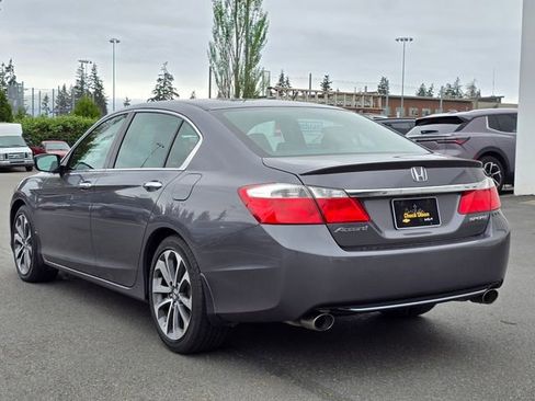 Used 2015 Honda Accord Sport image 3