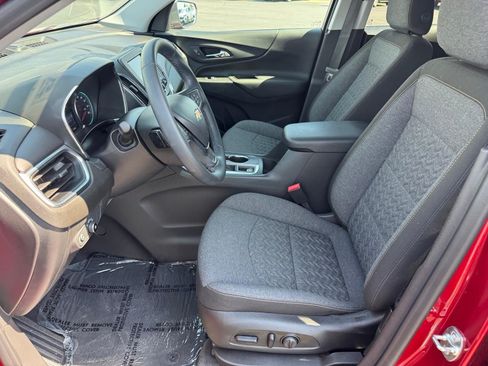 Used 2024 Chevrolet Equinox LT AWD/4WD image 5