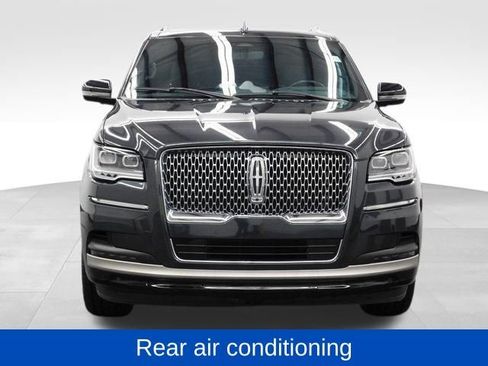 Used 2023 Lincoln Navigator Reserve image 5