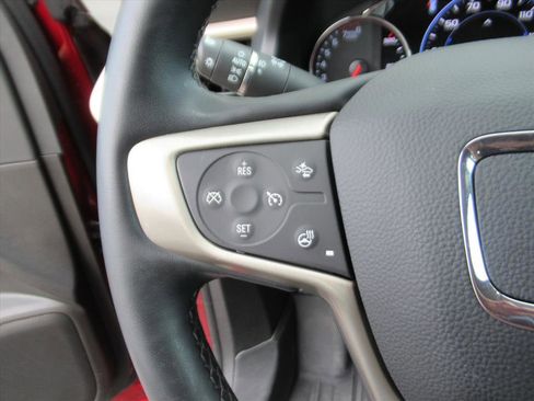 Used 2023 GMC Acadia Denali w/ Denali Ultimate Package image 18