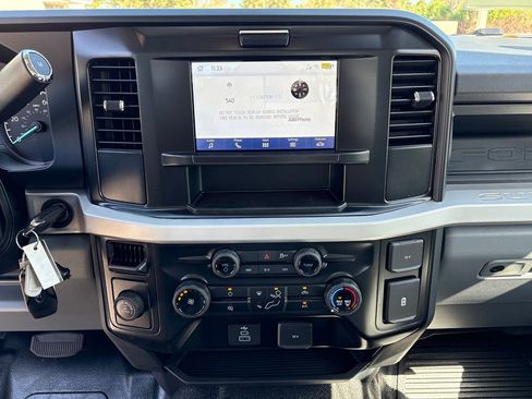 New 2026 Ford F250 XL w/ XL Driver Assist Package RWD image 27