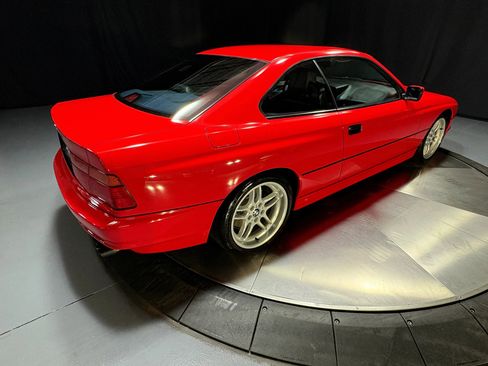 Used 1992 BMW 850i RWD image 4
