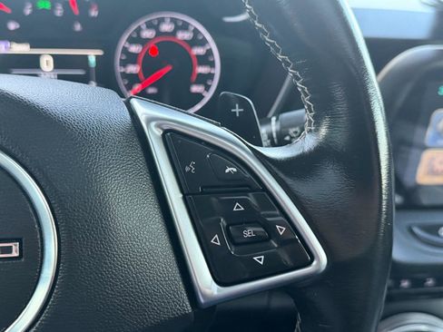 Used 2016 Chevrolet Camaro LT w/ Technology Package image 16