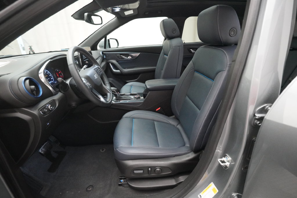 Used 2024 Chevrolet Blazer RS w/ Enhanced Convenience Package AWD/4WD image 7