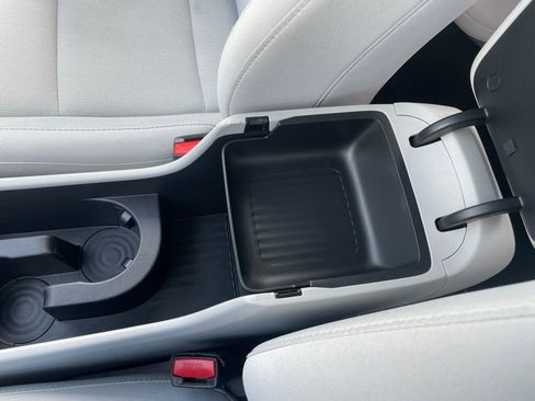 Used 2025 Hyundai Kona SEL image 47