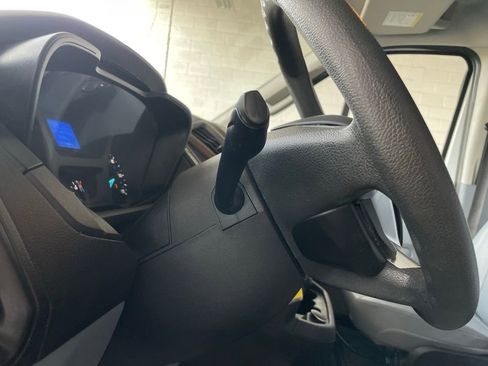 Used 2019 Ford Transit 350 XL image 26