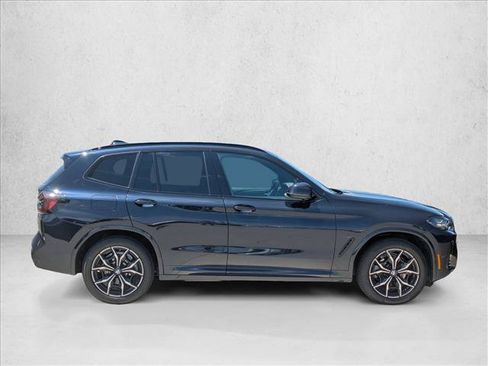 Used 2022 BMW X3 xDrive30i w/ M Sport Package 2 AWD/4WD image 4