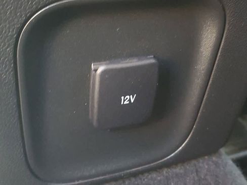 Used 2020 Ford Escape SEL image 12