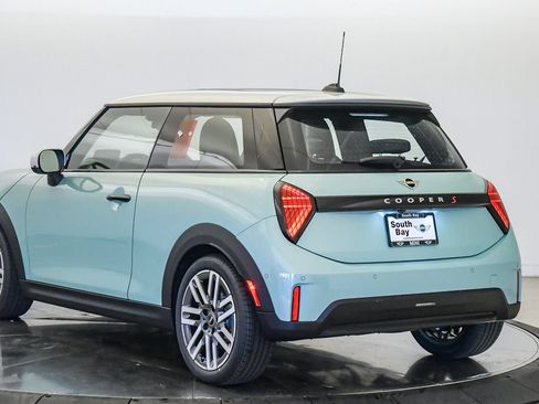New 2026 MINI Cooper S FWD image 2