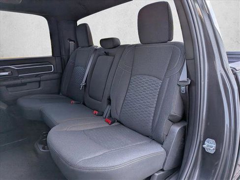 Used 2025 RAM 3500 Big Horn AWD/4WD image 18