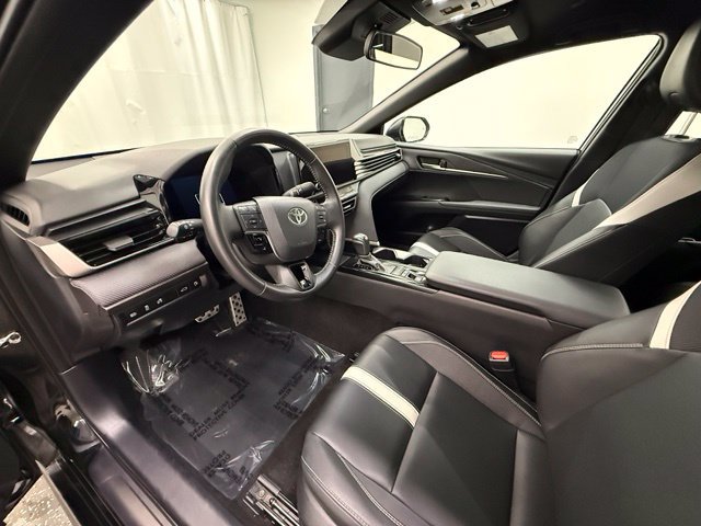 Certified 2025 Toyota Camry SE FWD image 12