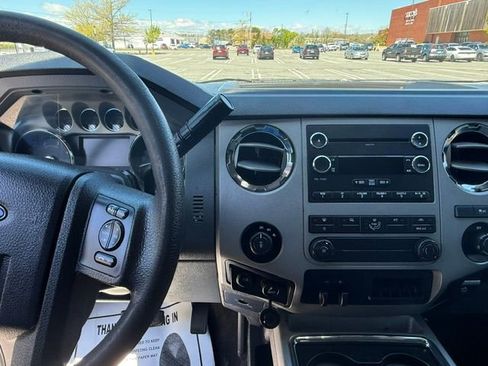 Used 2015 Ford F350 XLT w/ XLT Value Package AWD/4WD image 14