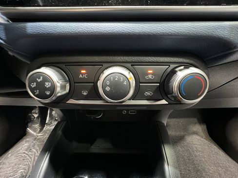 New 2025 Nissan Versa SV w/ Trunk Package image 12