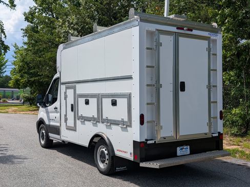 New 2025 Ford Transit 350 image 4