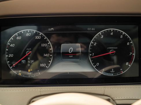 Used 2019 Mercedes-Benz S 560 4MATIC Sedan image 25