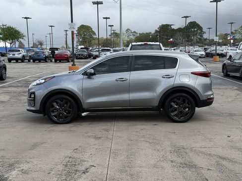 Used 2020 Kia Sportage S FWD image 12