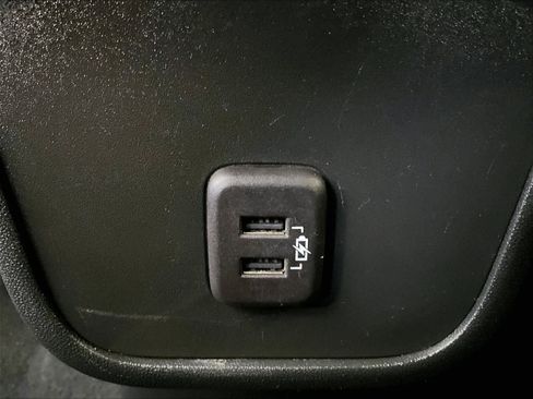 Used 2023 Chevrolet Equinox LT AWD/4WD image 28