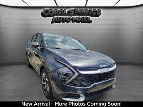 Used 2024 Kia Sportage EX FWD image 1