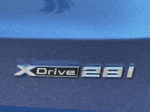 Used 2025 BMW X1 xDrive28i w/ Technology Package image 14