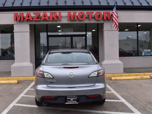 Used 2011 MAZDA MAZDA3 i Touring image 10