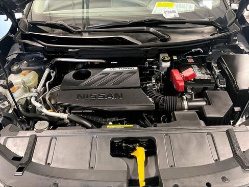 Used 2023 Nissan Rogue S AWD/4WD image 29