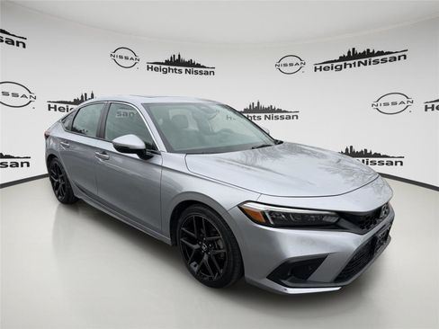 Used 2023 Honda Civic Sport Touring image 7