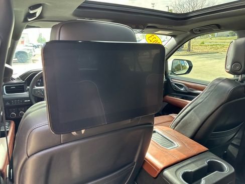 Certified 2023 GMC Yukon XL Denali Ultimate AWD/4WD image 24