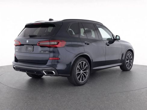 Used 2026 BMW X5 xDrive40i w/ M Sport Package AWD/4WD image 9