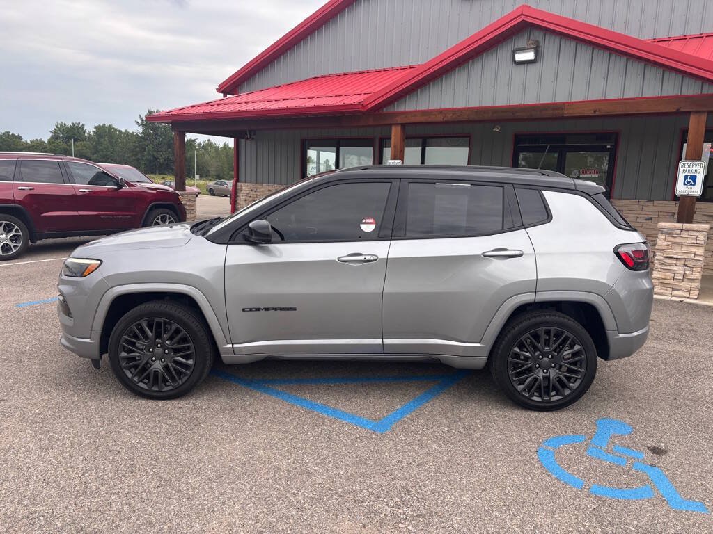 Used 2022 Jeep Compass High Altitude AWD/4WD image 2
