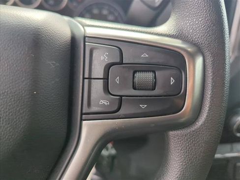 Used 2022 Chevrolet Silverado 1500 Custom w/ LPO, Blackout Package AWD/4WD image 13