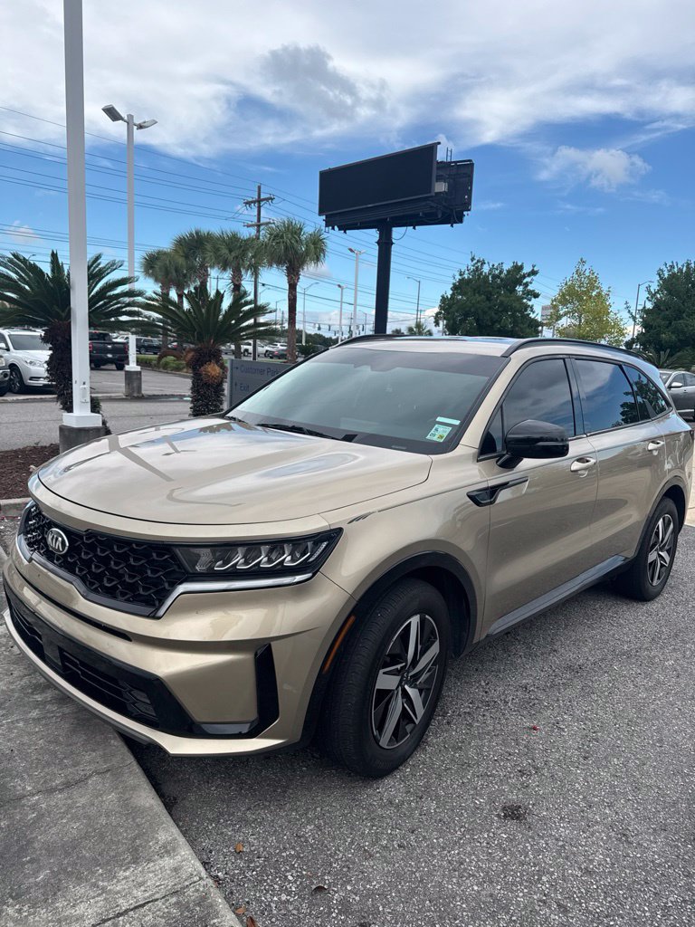 Used 2021 Kia Sorento EX FWD image 1