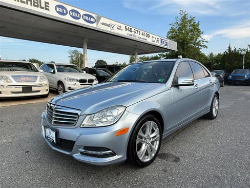 Used 2013 Mercedes-Benz C 300 4MATIC Sedan image 1