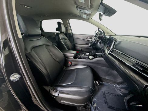 Used 2023 Kia Sportage EX AWD/4WD image 29