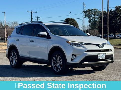 Used 2016 Toyota RAV4 Limited image 12