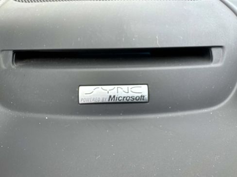 Used 2014 Ford Escape Titanium w/ Equipment Group 401A AWD/4WD image 26