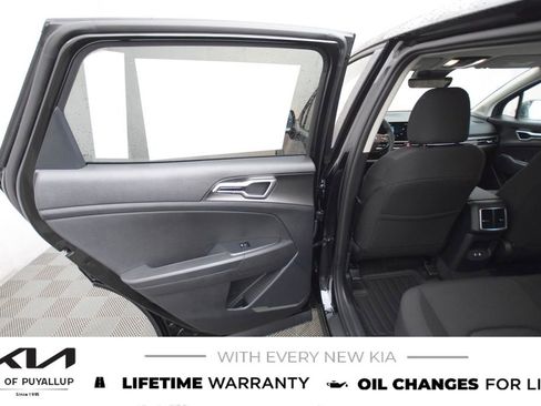 New 2026 Kia Sportage LX image 11