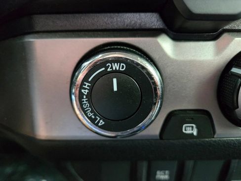 Used 2020 Toyota Tacoma SR w/ SX Package AWD/4WD image 29