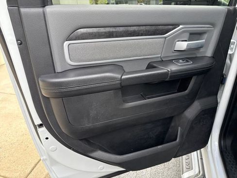 Used 2023 RAM 3500 Big Horn w/ Level 1 Equipment Group image 38