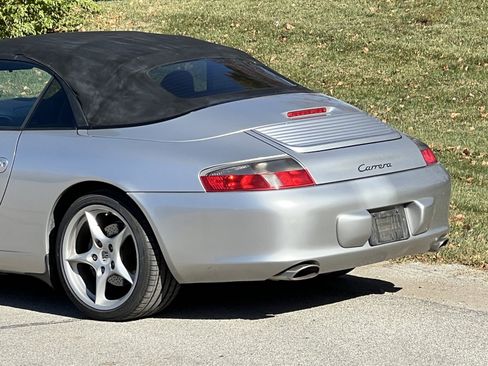Used 2002 Porsche 911 Carrera image 9